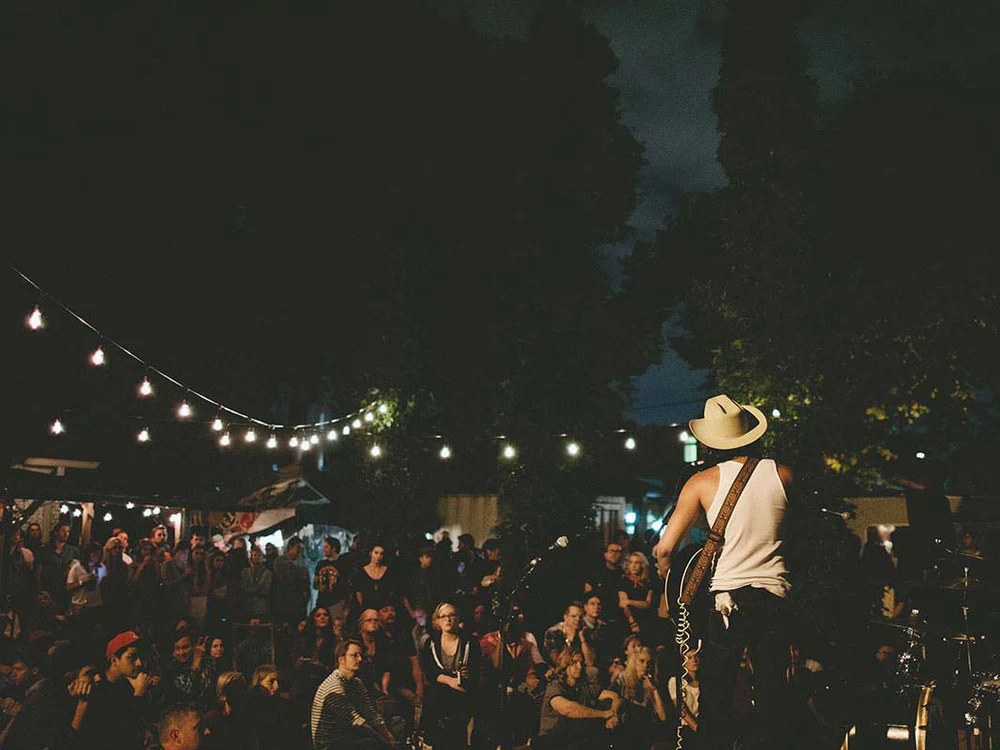 Support Live Music